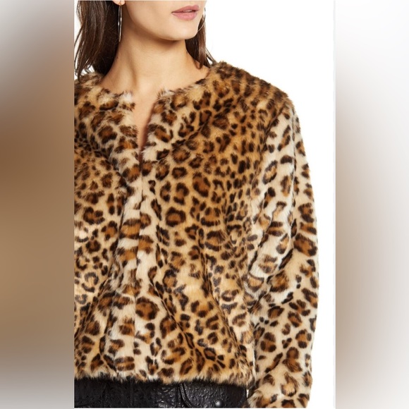 Faux fur jacket - Picture 2 of 7